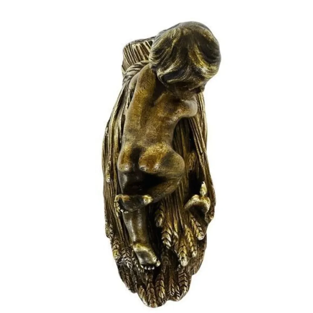 French Bronze and Gilt Metal Box Child & Bird On Wheat Bundle Vintage‎